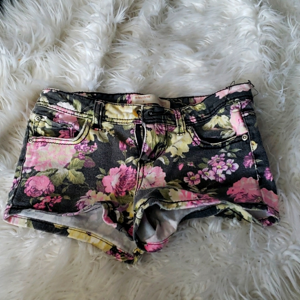 Floral print size 3 girls shorts